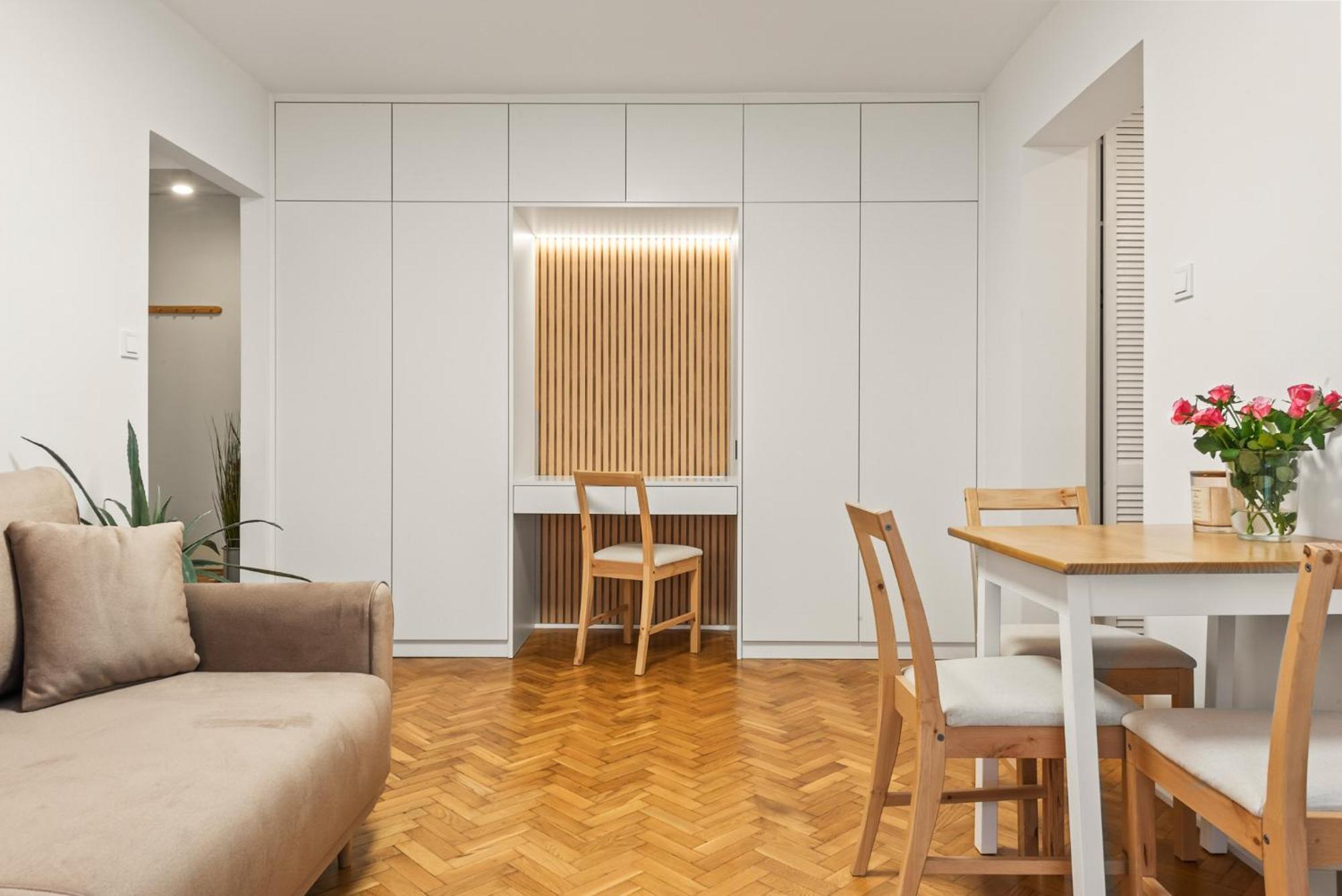 Rentplanet - Apartamenty Przy Palacu Kultury I Nauki Varsóvia Exterior foto